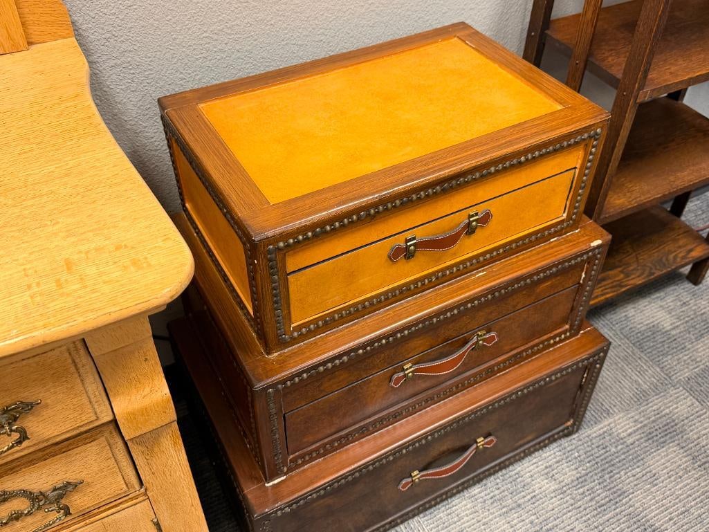 VINTAGE STYLED STACKED LUGGAGE SUITCASES ACCENT CHEST - 3