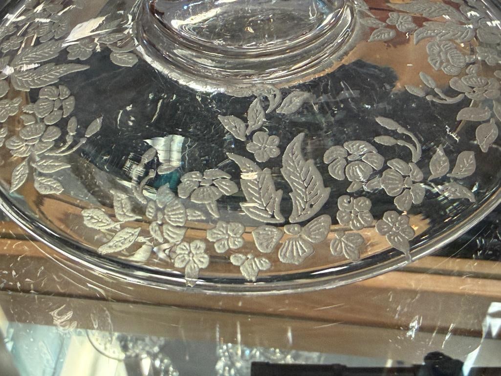 PAIR OF NEW MARTINSVILLE GLASS CO. DOUBLE CANDLE HOLDERS WITH ETCHED FLORAL DESIGN - 7
