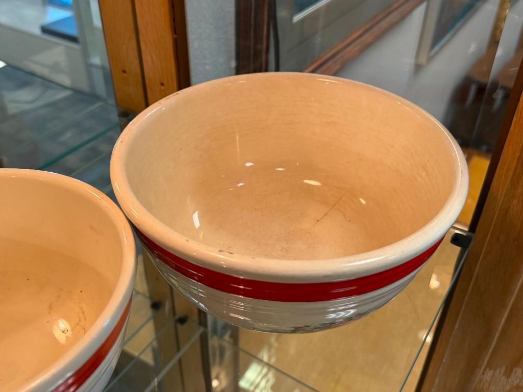 MID-20TH CENTURY OVEN BAKE MIXING BOWLS WITH FLORAL DESIGN AND RED BAND - 4