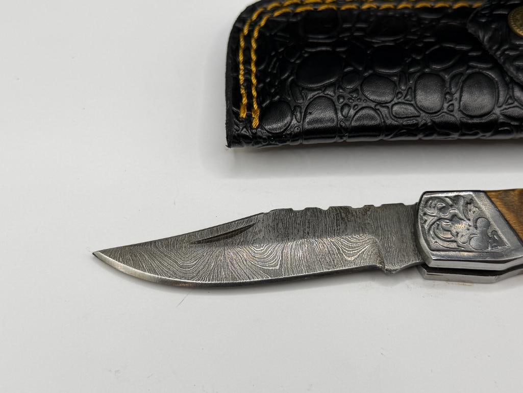 DAMASCUS STEEL FOLDING KNIFE WITH WOOD HANDLE - 2