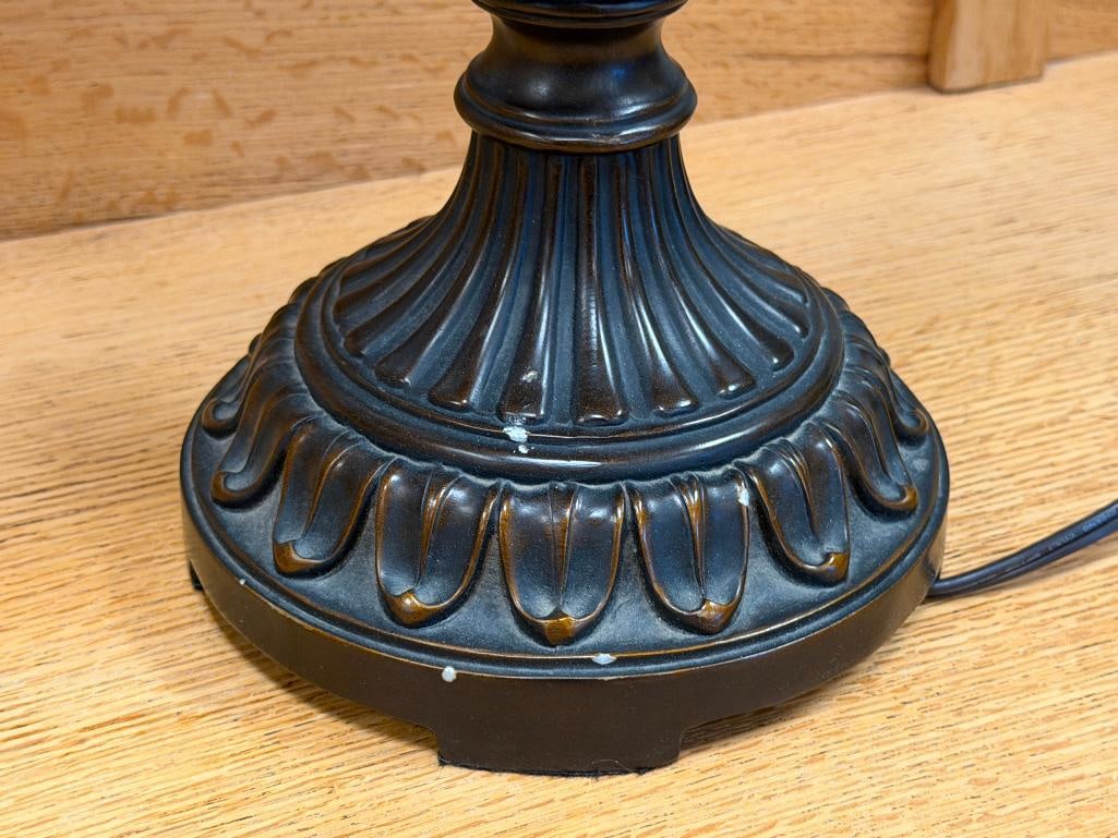 OIL RUBBED BRONZE TONED FRENCH STYLED DECORATIVE TABLE LAMP WITH BULBOUS CENTER IN IVORY COLOR - 5