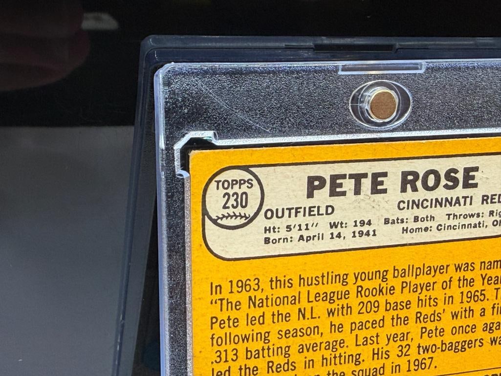 1968 TOPPS #230 PETE ROSE BASEBALL CARD - 9