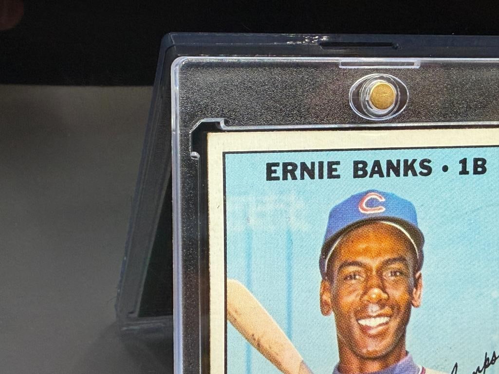 1967 TOPPS #215 ERNIE BANKS BASEBALL CARD - 6