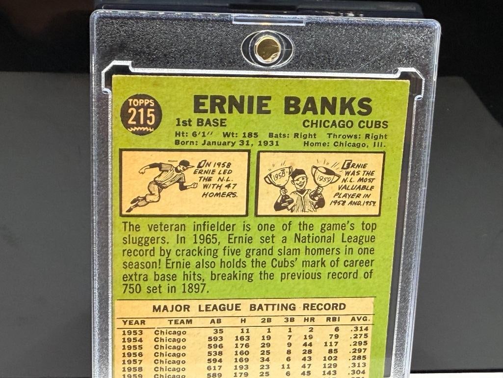1967 TOPPS #215 ERNIE BANKS BASEBALL CARD - 9
