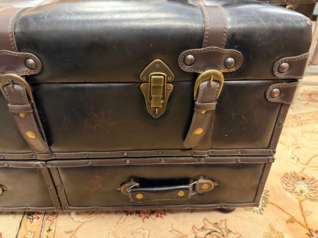 FAUX LEATHER VINTAGE STYLED TRUNK CHEST WITH STORAGE DRAWERS - 9