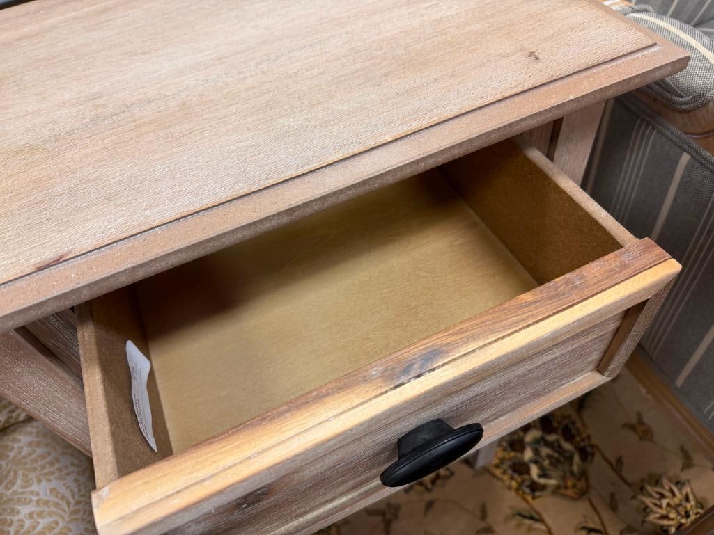 WHITE WASHED SINGLE DRAWER ACCENT TABLE WITH DECORATIVE SIDE PANELS - 16