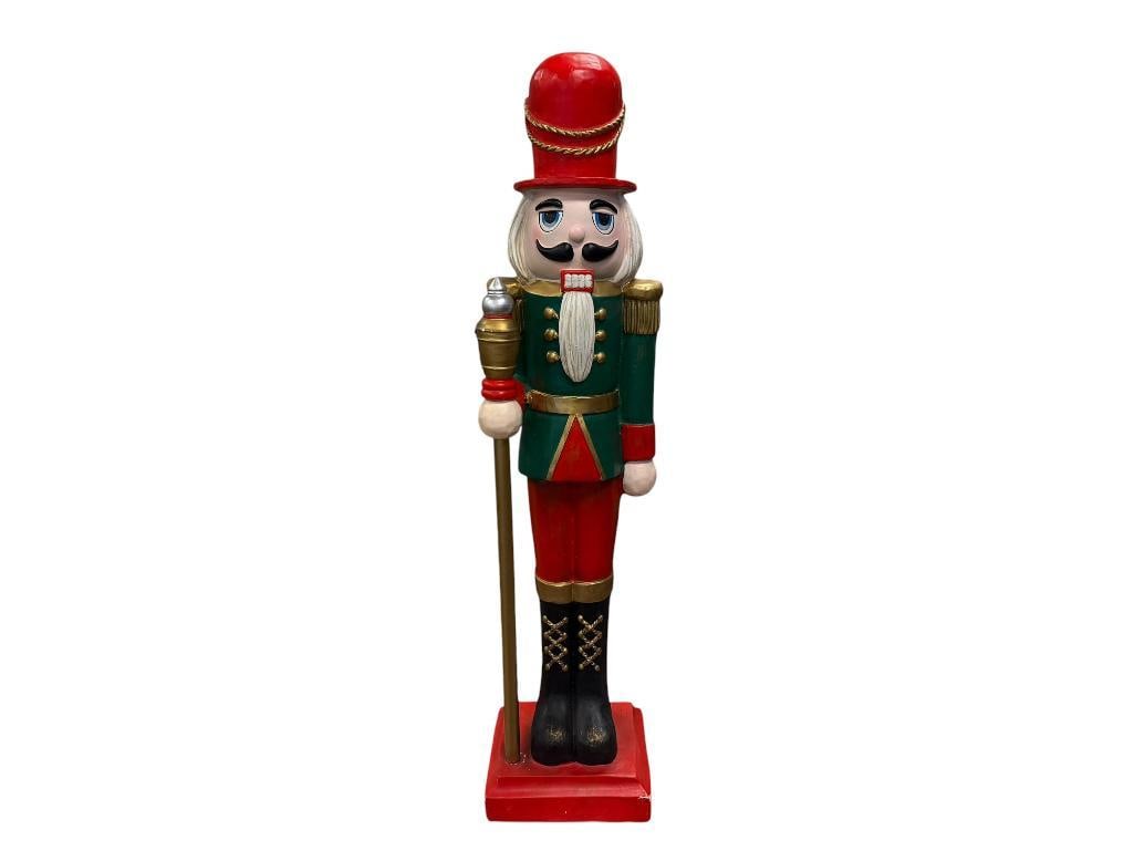 LARGE RESIN HAND PAINTED NUTCRACKER HOLIDAY DECOR SOLDIER STATUE (1 of 11)