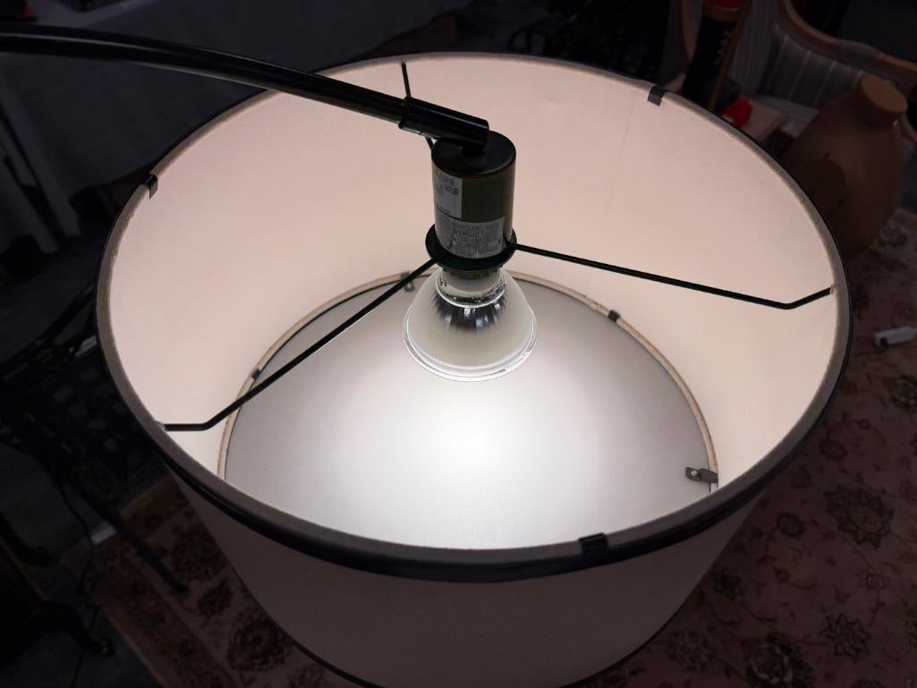CONTEMPORARY OIL RUBBED BRONZE ARC FLOOR LAMP WITH LINEN DRUM SHADE - 5