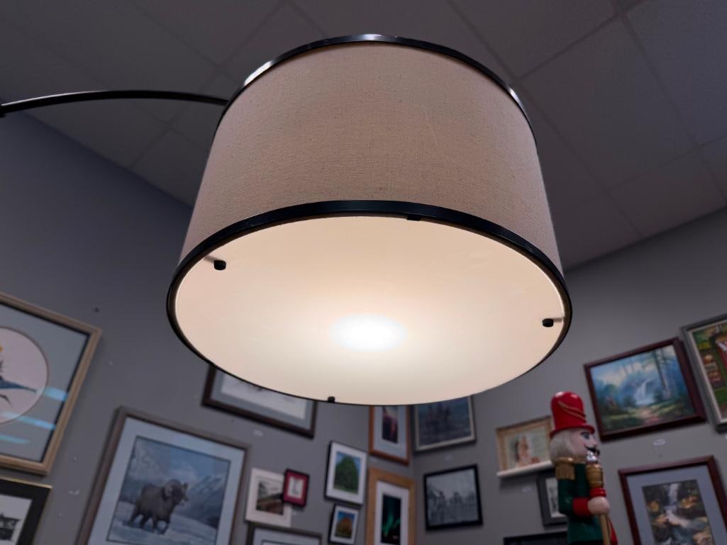 CONTEMPORARY OIL RUBBED BRONZE ARC FLOOR LAMP WITH LINEN DRUM SHADE - 6
