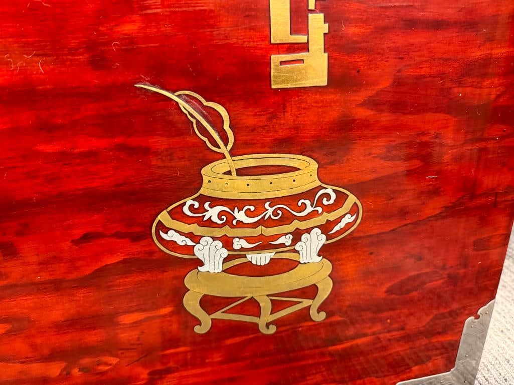 RED LACQUERED CHINESE ACCENT TABLE WITH BRASS AND SILVER INLAY PICTORIAL AND CALLIGRAPHIC INLAYS - 8