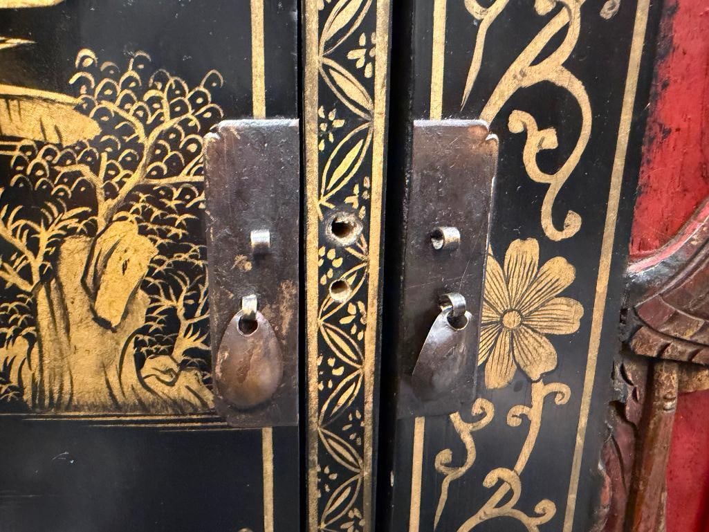 VINTAGE CHINESE BLACK LACQUERED ACCENT CABINET - 10