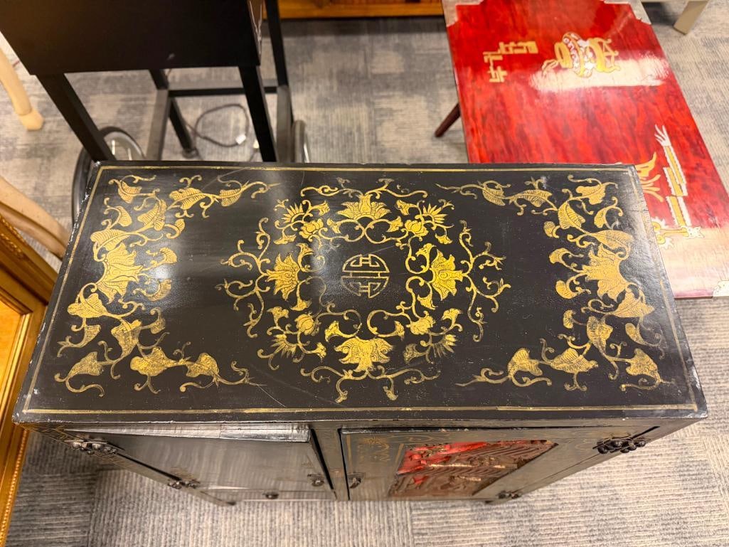 VINTAGE CHINESE BLACK LACQUERED ACCENT CABINET - 4