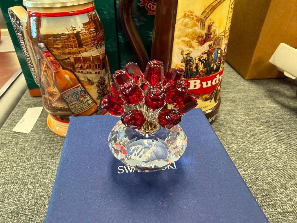 SWAROVSKI CRYSTAL SCS 15TH ANNIVERSARY VASE OF RED ROSES FIGURINE NO. 283394 RETIRED 2002 - 3