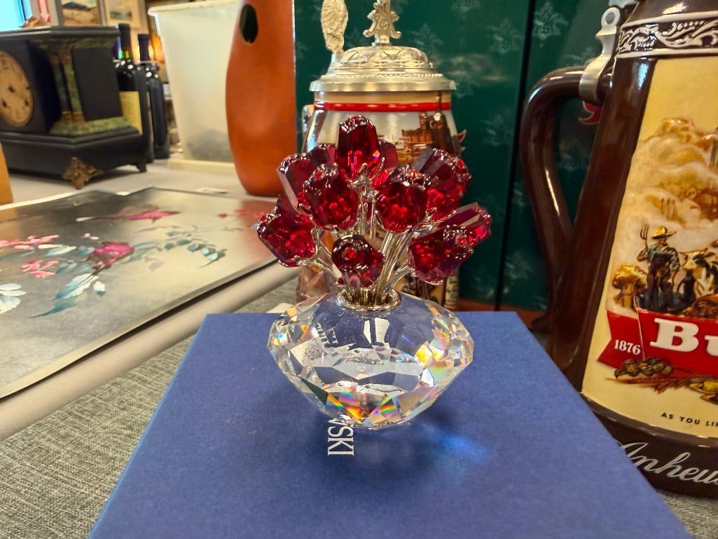 SWAROVSKI CRYSTAL SCS 15TH ANNIVERSARY VASE OF RED ROSES FIGURINE NO. 283394 RETIRED 2002 - 4