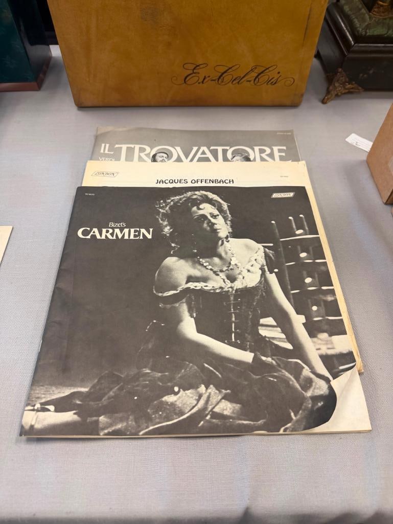1970'S VINTAGE OPERA MAGAZINES - 3