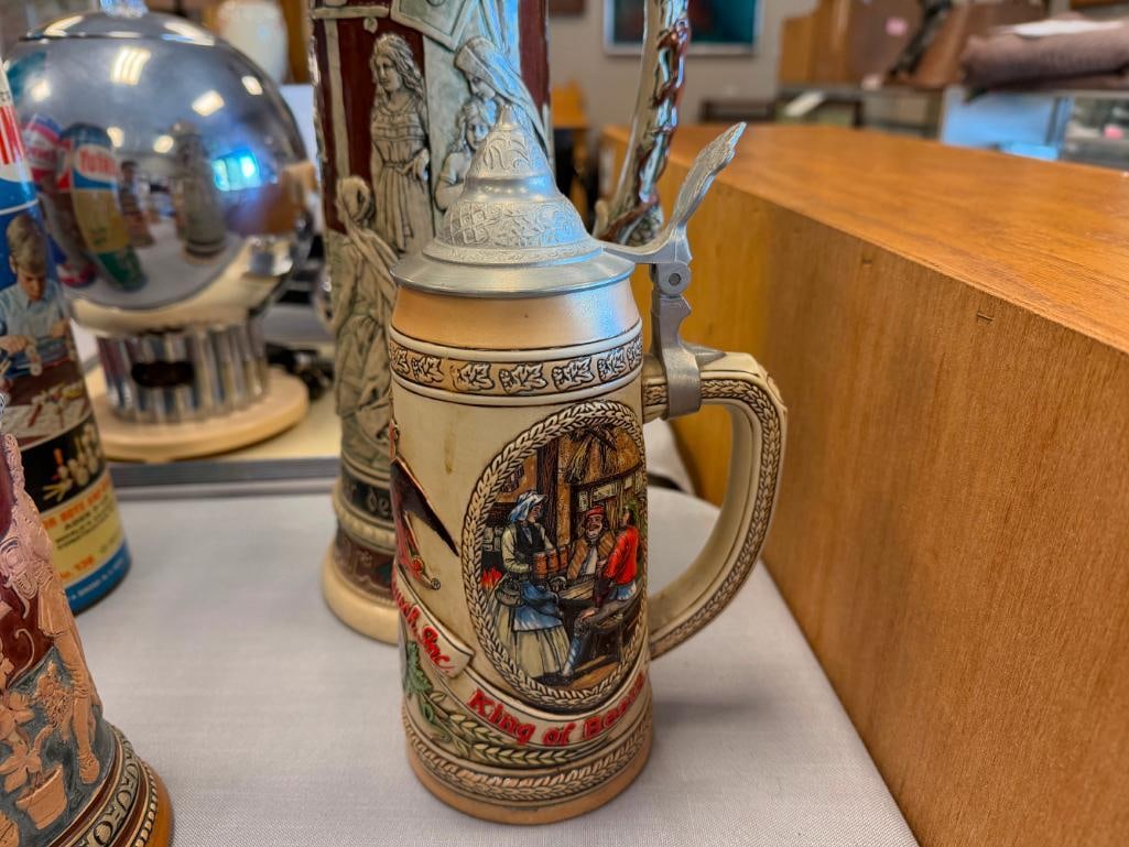 COLLECTION OF BEER STEINS AND TANKARD INCLUDES BMF / BAYERISCHEN METALLWARENFABRIK PORCELAIN STEIN - 15