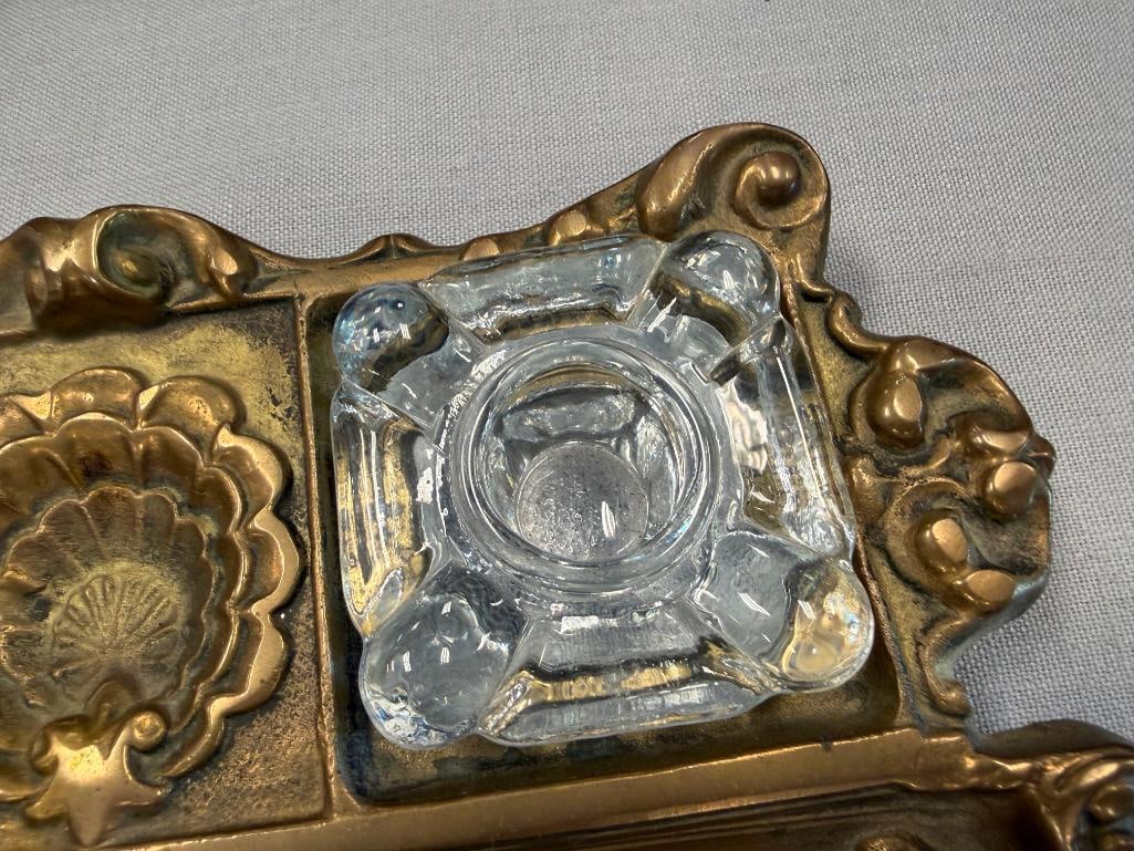REPRODUCTION ORNATE VICTORIAN STYLED BRASS DUAL INKWELL WITH PEN HOLDER - 7