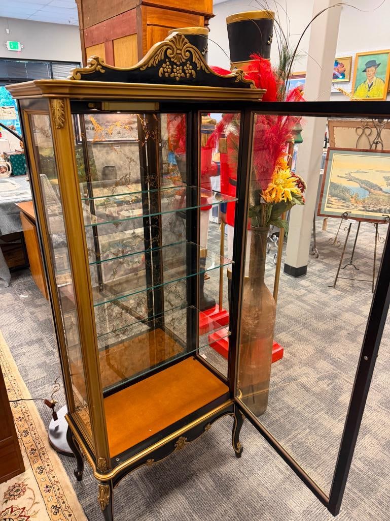 VINTAGE FRENCH PROVINCIAL STYLE CURIO DISPLAY CABINET - 11