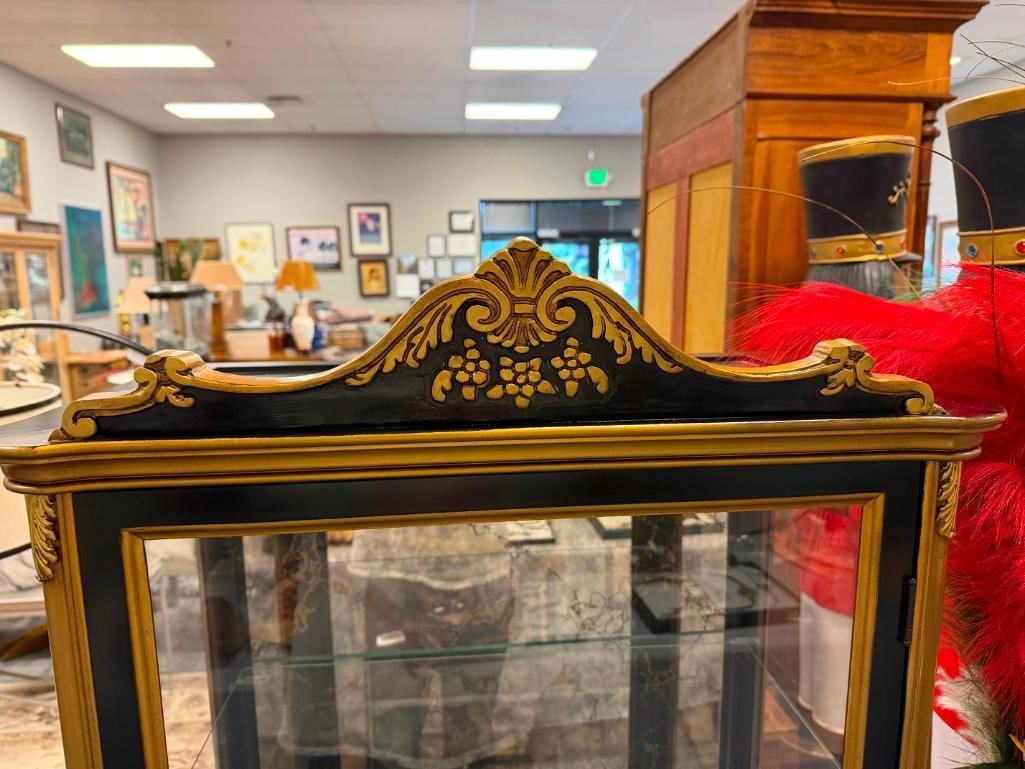VINTAGE FRENCH PROVINCIAL STYLE CURIO DISPLAY CABINET - 3