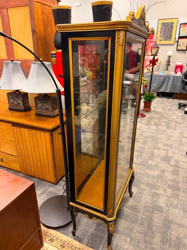 VINTAGE FRENCH PROVINCIAL STYLE CURIO DISPLAY CABINET - 4
