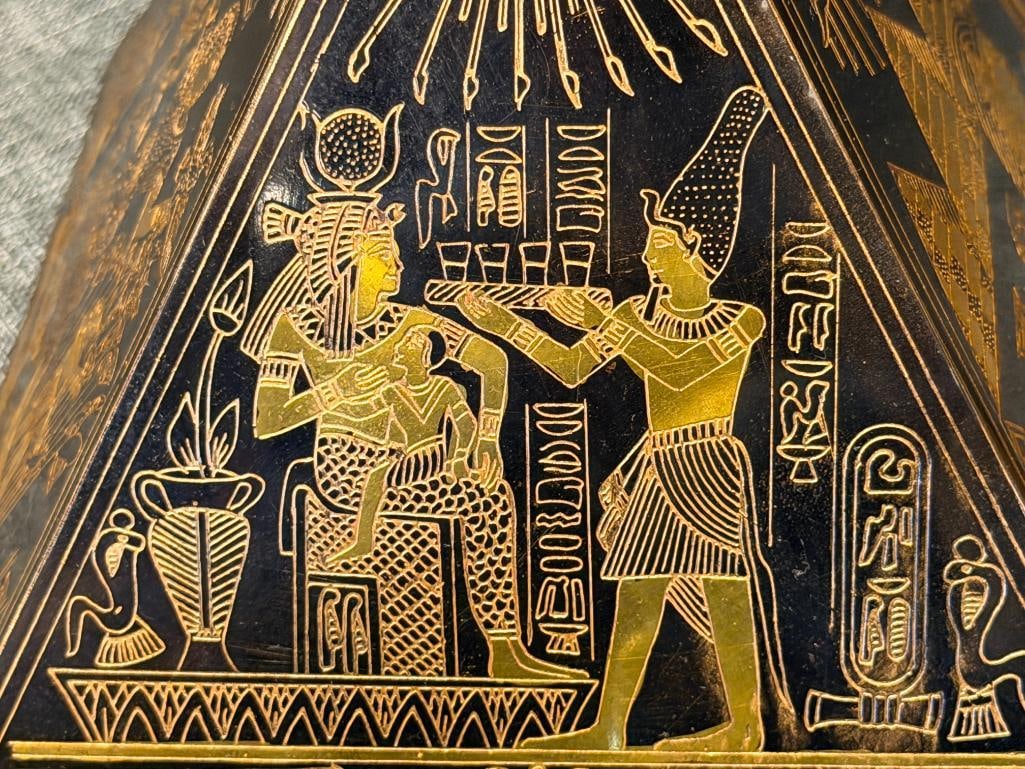 DECORATIVE EGYPTIAN DECOR BUSTS AND PYRAMID - 7
