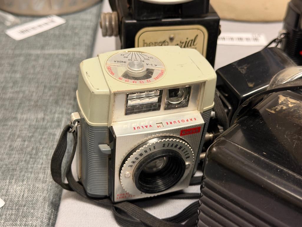 VINTAGE HERCO IMPERIAL EASTMAN KODAK CAMERAS BROWNIE HAWKEYE, BABY BROWNIE, STARMETER, STARMATIC - 5