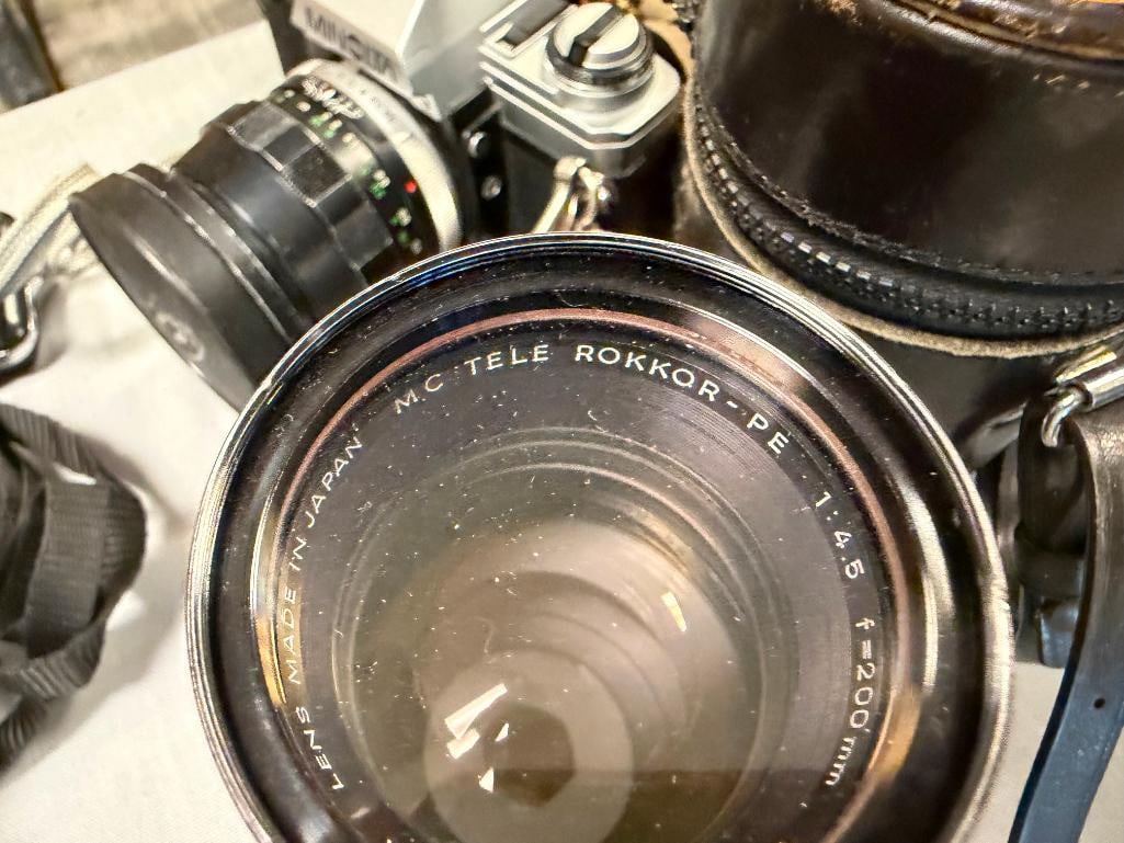 VINTAGE MINOLTA X-370 35MM SLR FILM CAMERA WITH LENSES AND ACCESORIES RELEASED IN 1984 - 8