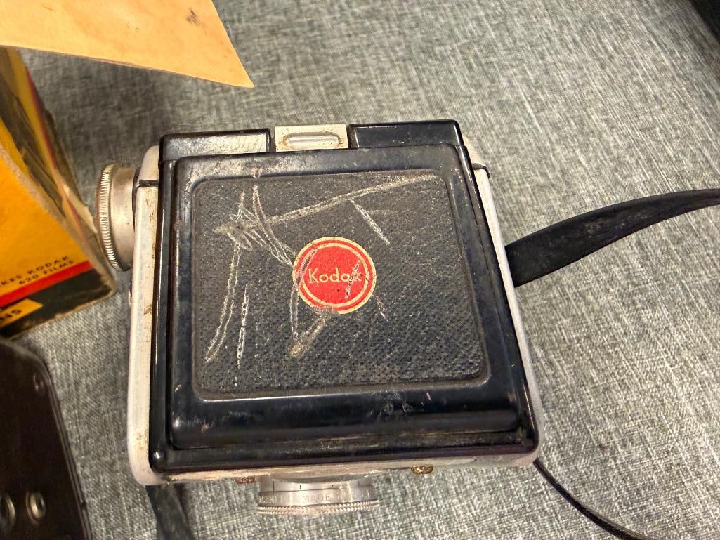 MID-CENTURY KODAK DURAFLEX II AND IV TWIN LENS TLR STYLE CAMERAS CIRCA 1950'S - 1960'S - 6