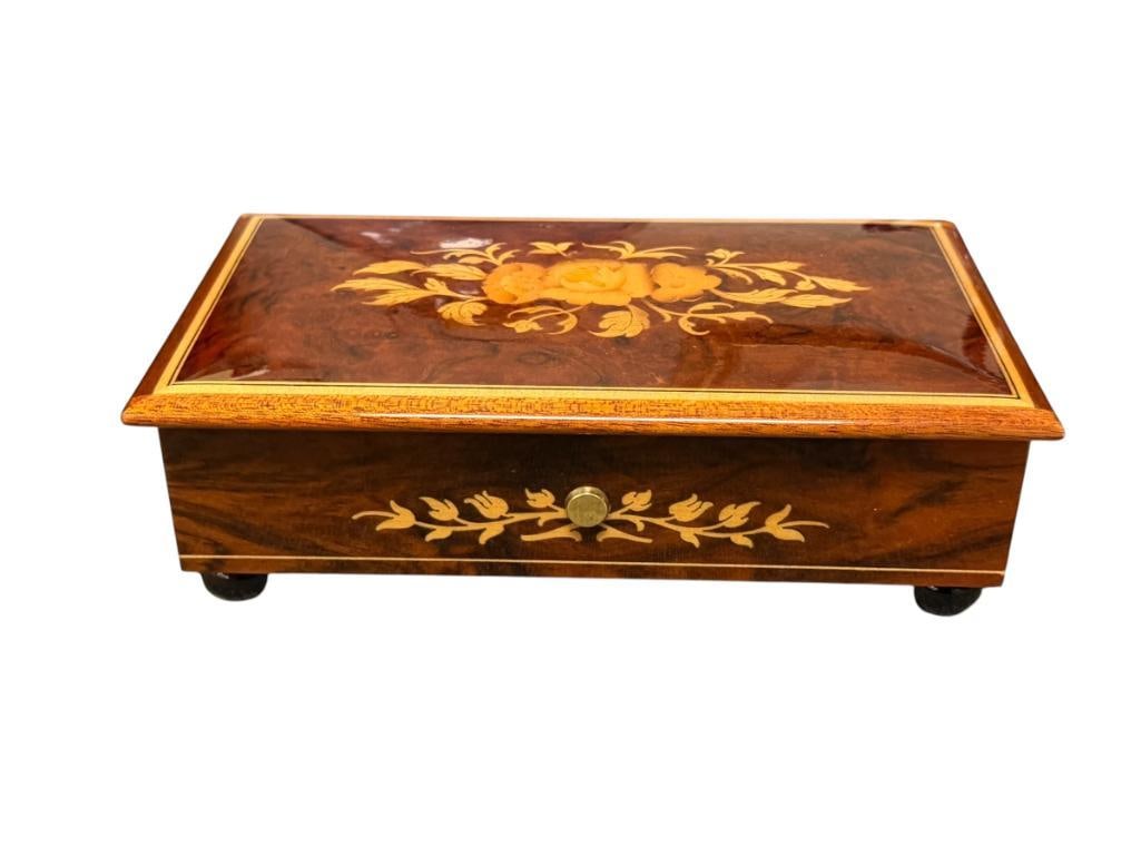 REUGE SAINT CROIX VINTAGE CYLINDER MUSIC BOX WITH FLORAL MARQUETRY MADE IN SWITZERLAND (1 of 8)