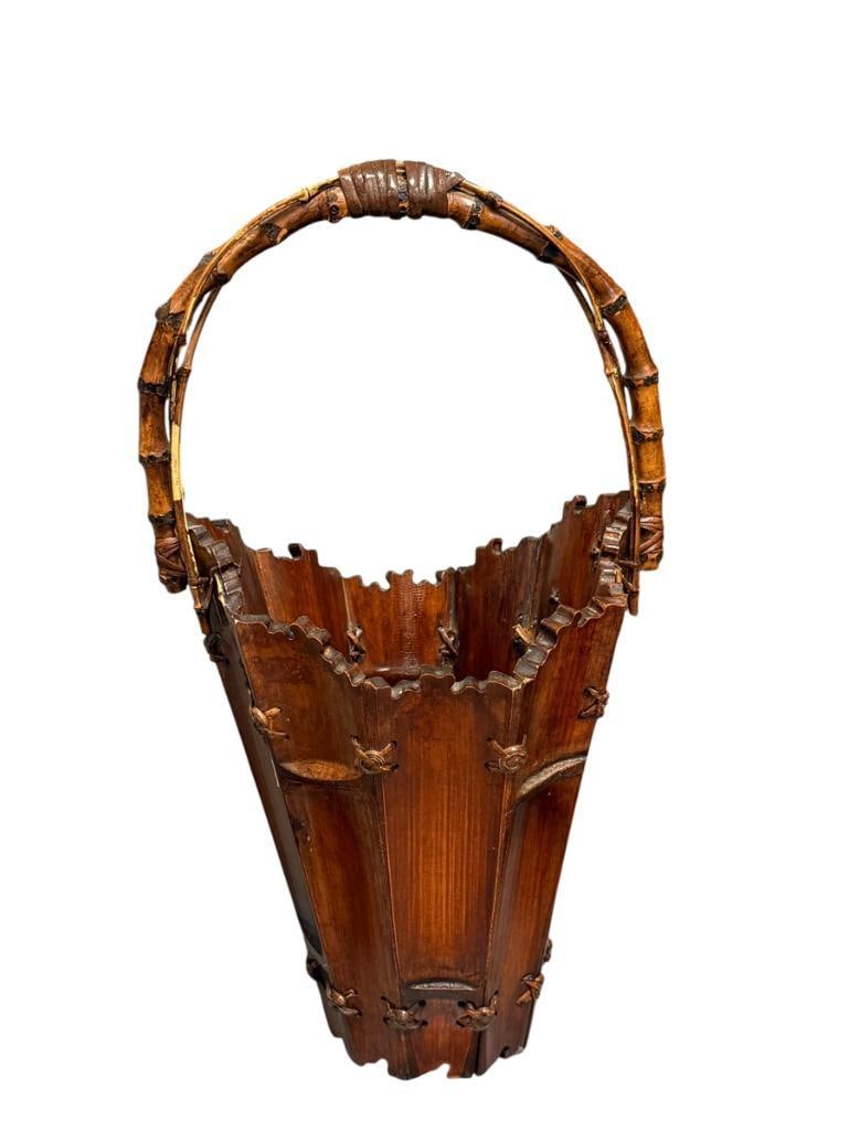 ANTIQUE JAPANESE BAMBOO IKEBANA FLOWER BASKET / HANAKAGO CIRCA 1920'S: DARK LACQUERED FINISH AND HIGH ARCHED HANDLE, HAND CRAFTED 19" H