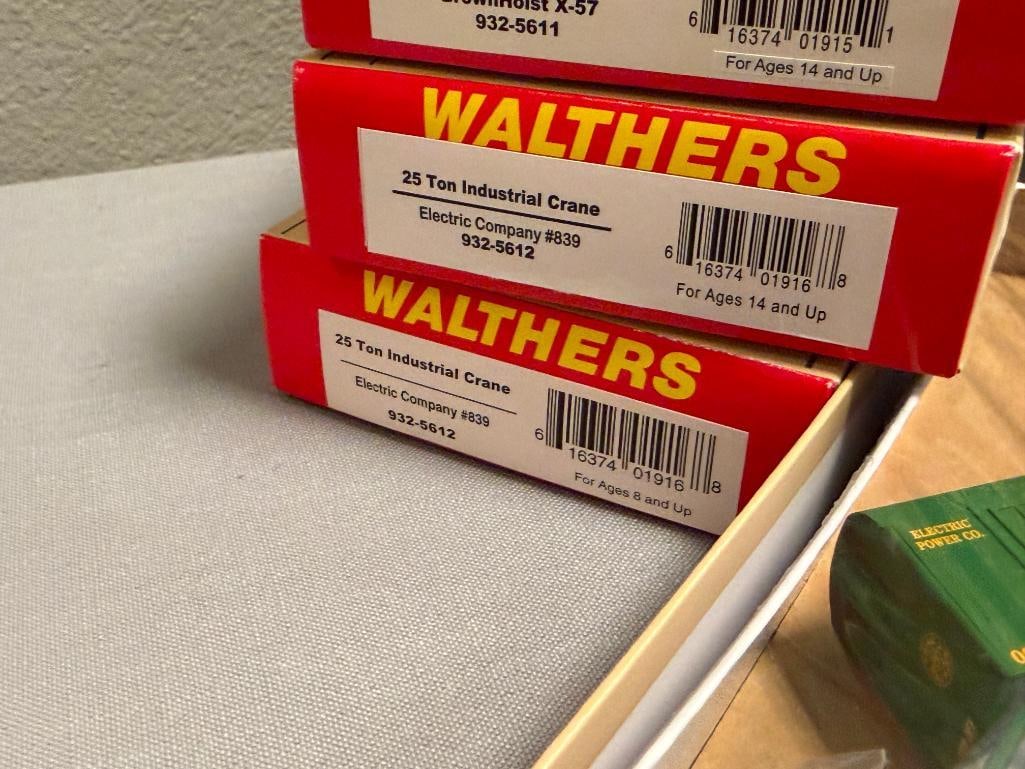 WALTHERS 25 TON INDUSTRIAL CRANE HO SCALE PLASTIC KIT MODELS ALL NEW IN THE BOX - 6