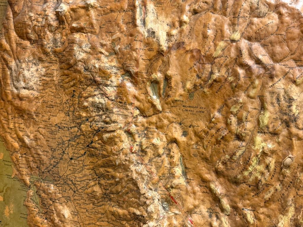 EARLY 20TH CENTURY 3D RAISED RELIEF MAP OF CALIFORNIA AND NEVADA POWER HOUSES BUSINESS FIELDS PG&E - 3