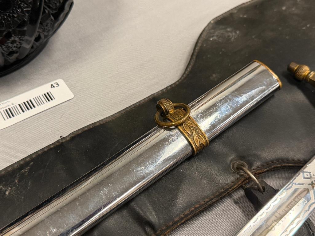 1950'S THE HILBORN-HAMBURGER INC. US MARINE CORPS. MAMELUKE OFFICERS SWORD SERIAL NO. 323 - 8