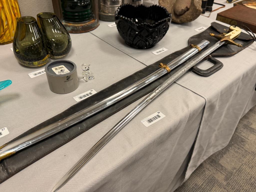 1950'S THE HILBORN-HAMBURGER INC. US MARINE CORPS. MAMELUKE OFFICERS SWORD SERIAL NO. 323 - 9