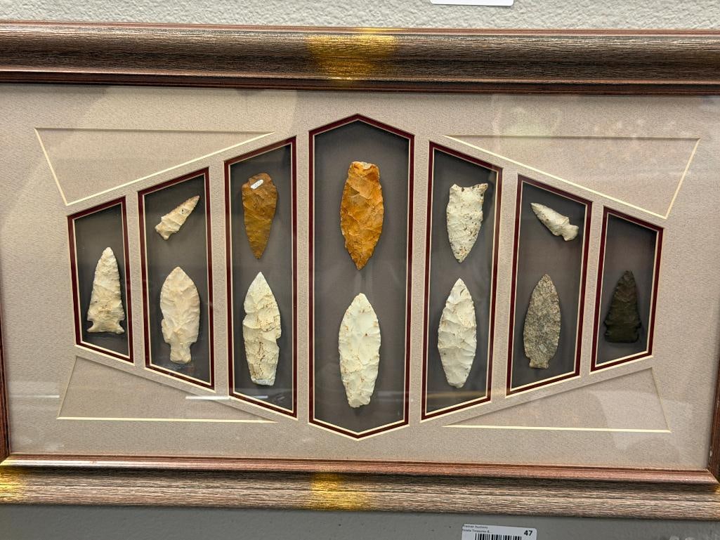 PRIMITIVE NATIVE AMERICAN KNAPPED STONE PROJECTILE POINTS / ARROWHEADS AND KNIFE BLADES - 2