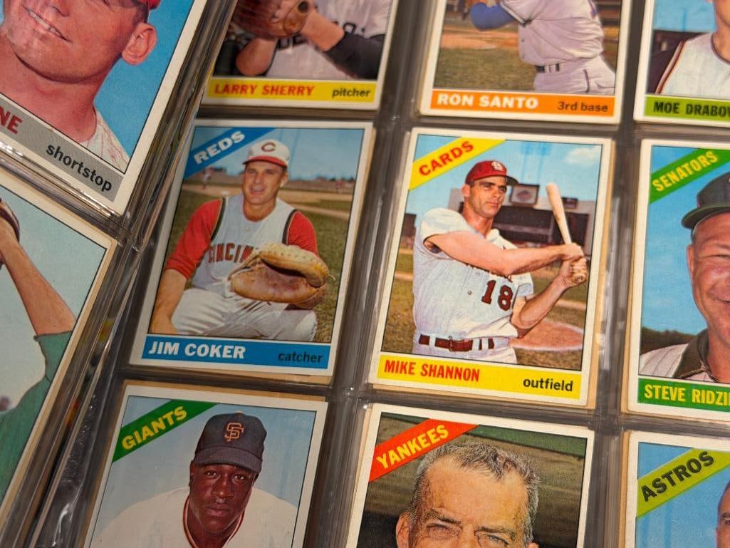 1966 TOPPS BASEBALL CARD SET NEAR COMPLETE WITH MANY HALL OF FAMERS / STARS / ROOKIES - 12