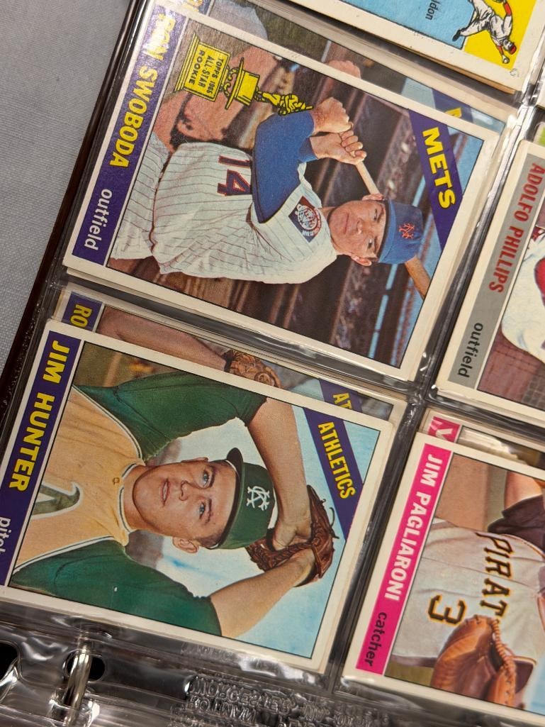 1966 TOPPS BASEBALL CARD SET NEAR COMPLETE WITH MANY HALL OF FAMERS / STARS / ROOKIES - 7