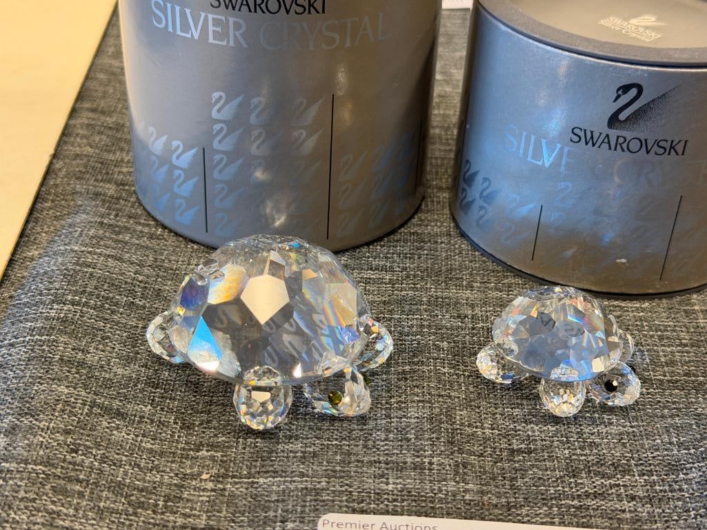 SWAROVSKI CRYSTAL SMALL AND LARGE TURTLE FIGURINES NO. 7632NR045 AND 7635NR30 - 2