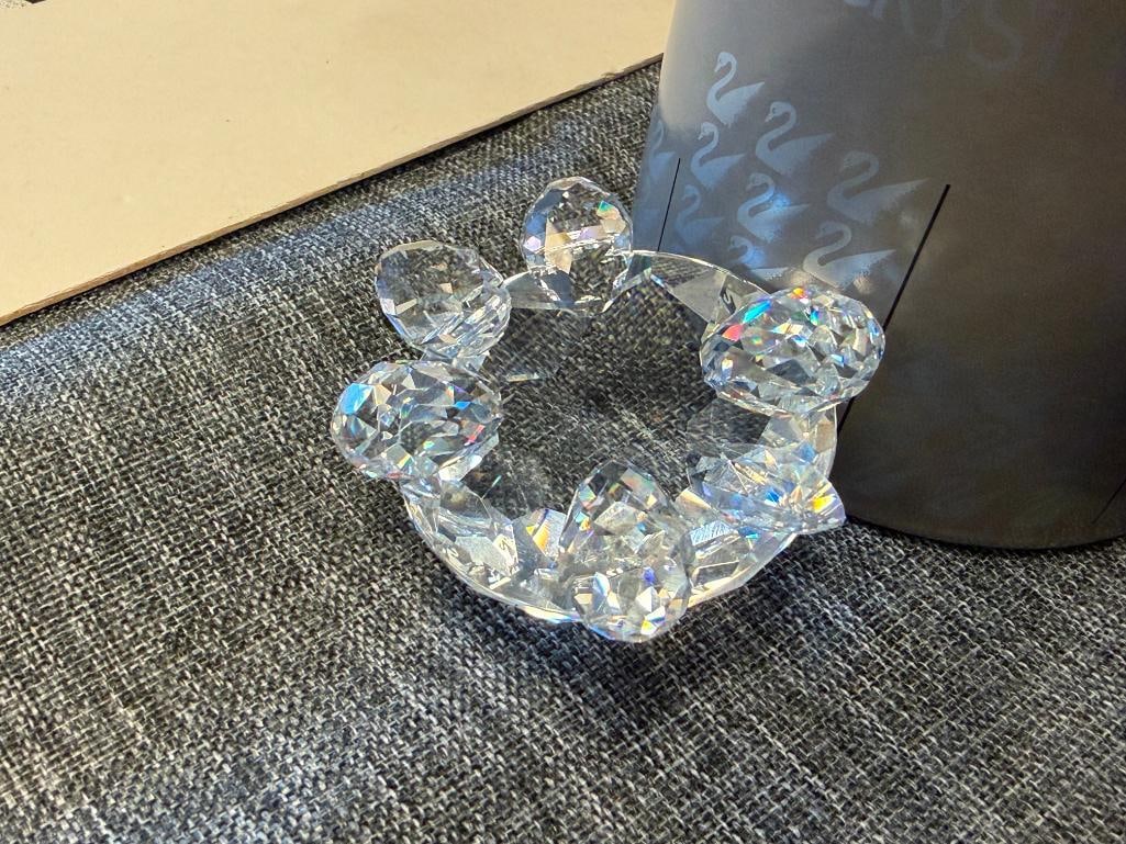 SWAROVSKI CRYSTAL SMALL AND LARGE TURTLE FIGURINES NO. 7632NR045 AND 7635NR30 - 7