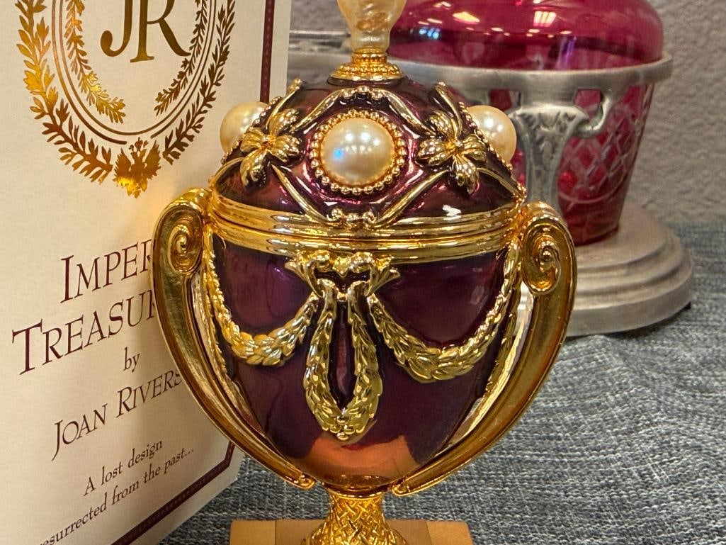 JOAN RIVERS IMPERIAL TREASURES II THE LOST TREASURE EGG WITH FLY PIN - 3