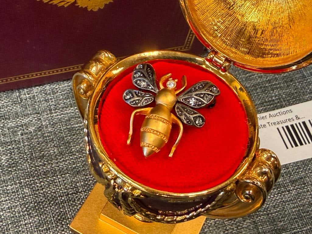 JOAN RIVERS IMPERIAL TREASURES II THE LOST TREASURE EGG WITH FLY PIN - 6