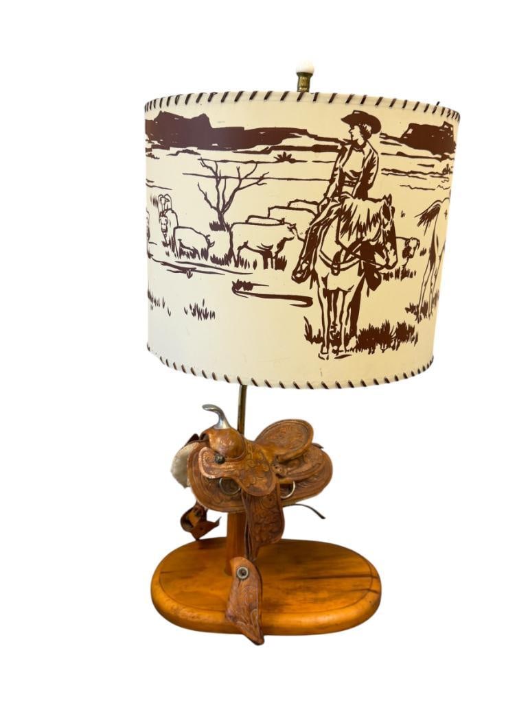 VINTAGE RANCHO SADDLE LAMP KIT TANDY LEATHER CO. OLD WEST LOOK (1 of 12)