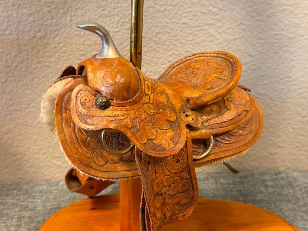 VINTAGE RANCHO SADDLE LAMP KIT TANDY LEATHER CO. OLD WEST LOOK - 3