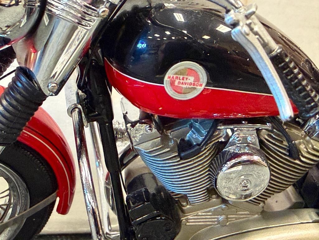 FRANKLIN MINT 1/10 DIE-CAST 1957 HARLEY-DAVIDSON XL SPORTSTER MODEL - 4