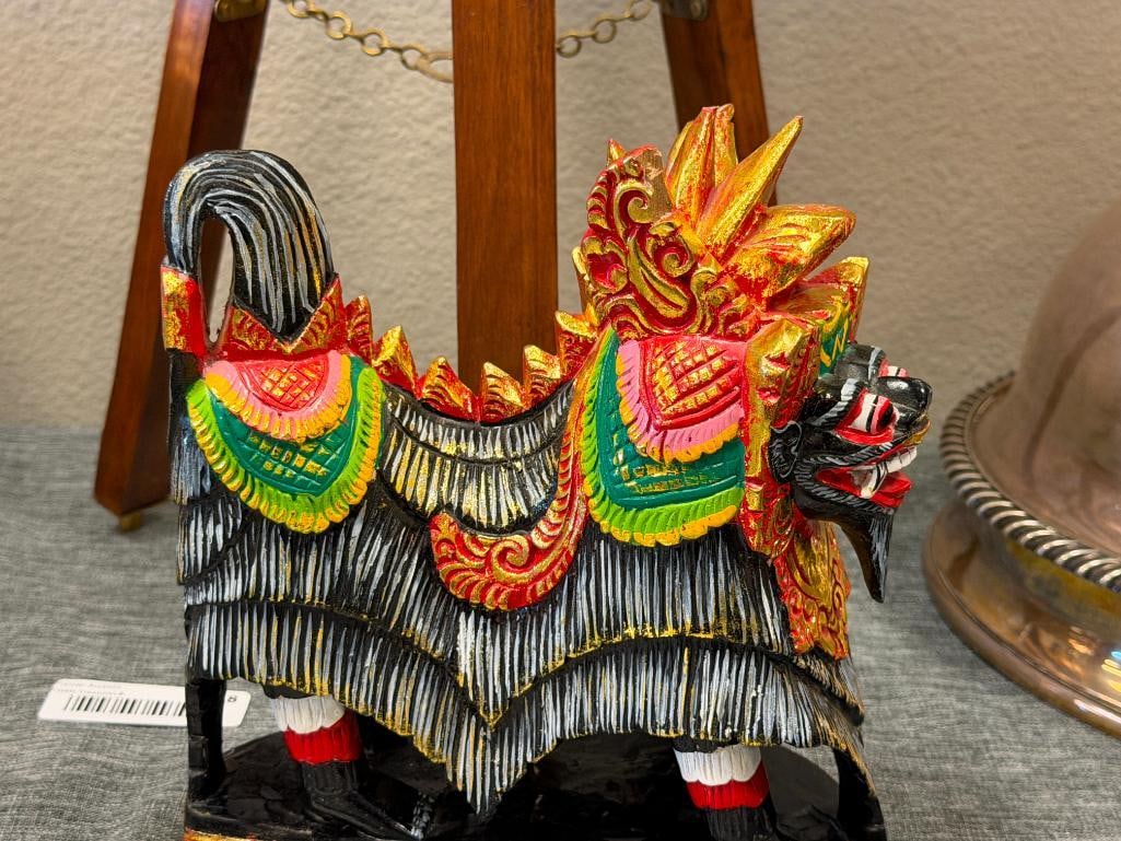 POLYCHROME HAND CARVED WOOD BALINESE MYTHICAL GUARDIAN LION / CREATURE BARONG OR SINGA - 2