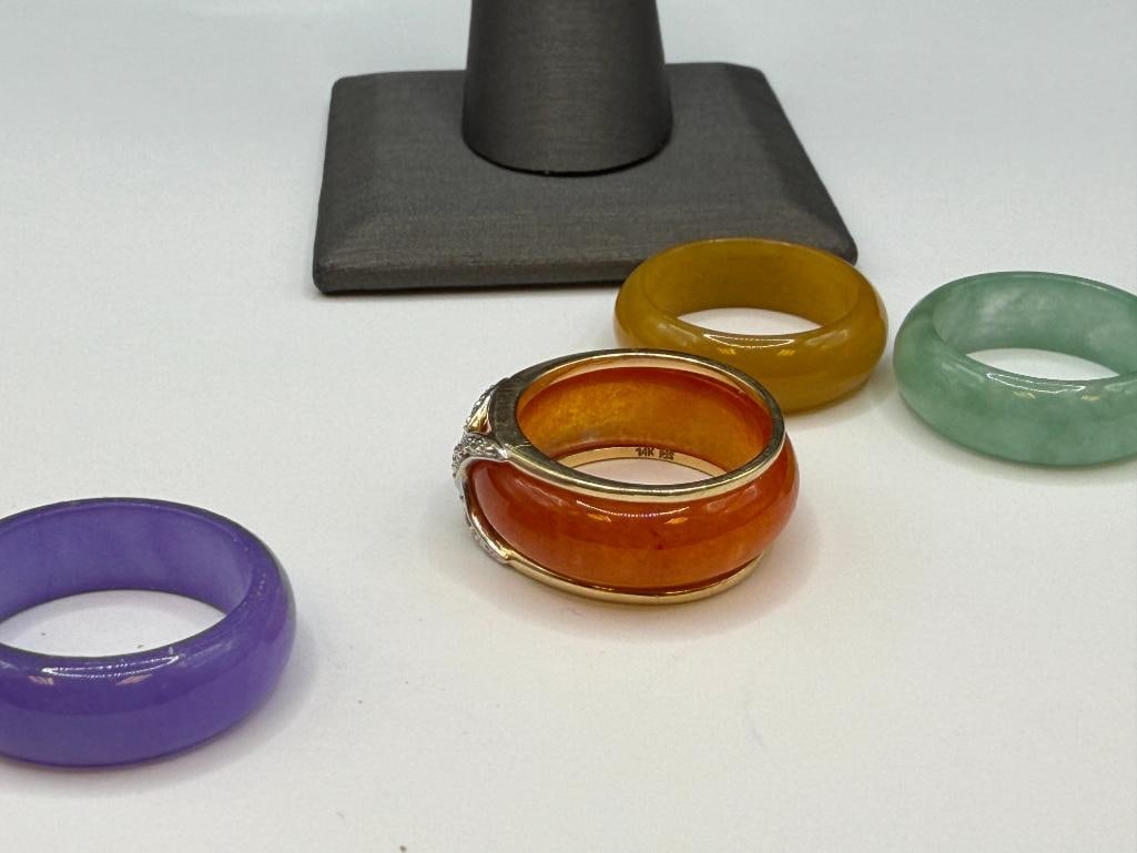 14K YELLOW GOLD DIAMOND AND DIAMOND CUT RING WITH INTERCHANGABLE JADE BANDS - 10