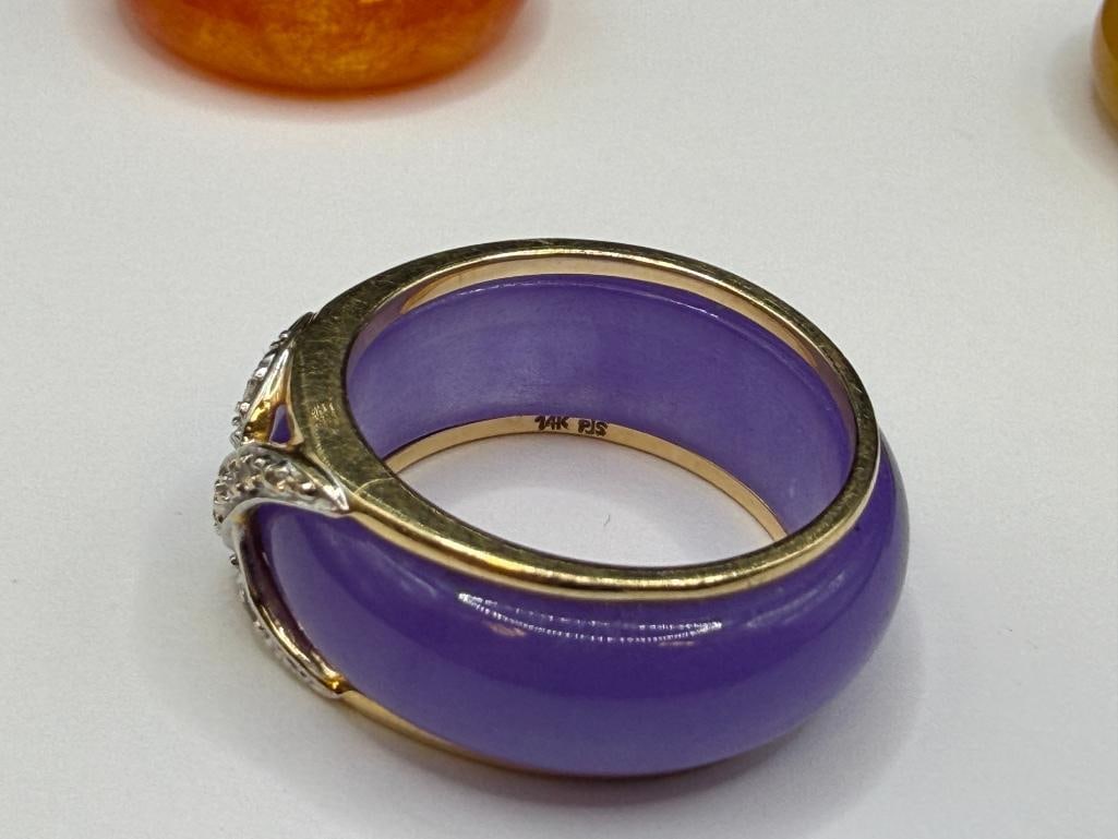 14K YELLOW GOLD DIAMOND AND DIAMOND CUT RING WITH INTERCHANGABLE JADE BANDS - 7