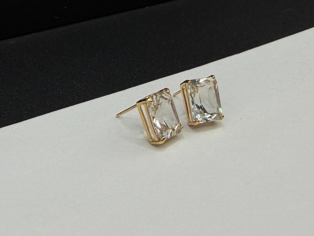 14K YELLOW GOLD EMERALD CUT WHITE TOPAZ POST EARRINGS - 2