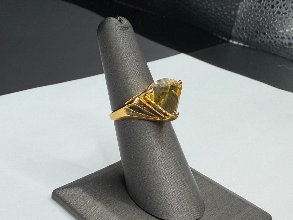 14K YELLOW GOLD FAN SHAPED TRILLION CUT YELLOW CITRINE FASHION RING - 2