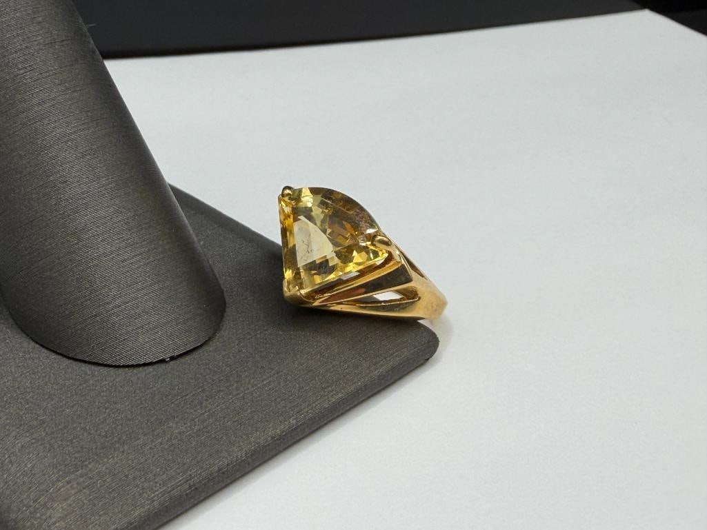 14K YELLOW GOLD FAN SHAPED TRILLION CUT YELLOW CITRINE FASHION RING - 3